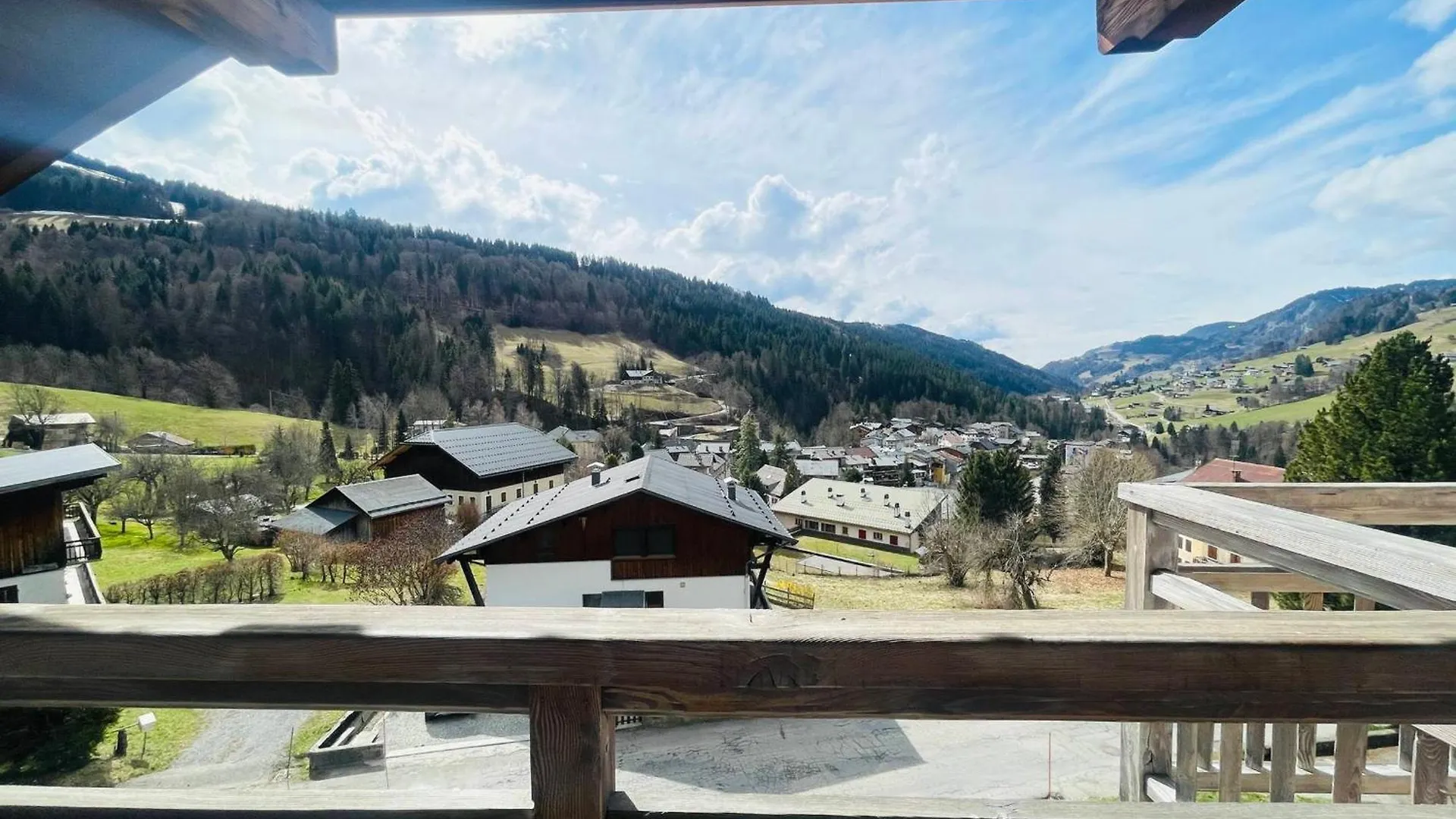Chalet A Flumet Pour 8 Pers Avec Terrasse Et Wifi Inclus - Fr-1-505-225